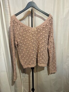Openwork Crop V-Neck Sweater in Blush Pink